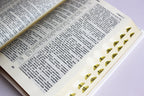 Russian Bible, Leather / verify, Softcover, Thumb Index, Gold edges