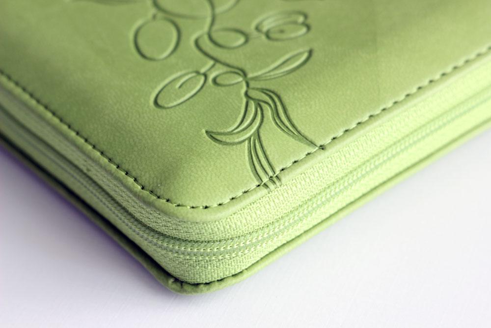 Ukrainian Bible – Ohienko translation, Оливкова, Leatherette, Softcover, Zipper, Thumb Index
