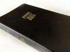 Parallel Ukrainian-English Bible – Black Premium Leather Hardcover with Thumb Index and Gold Edges, Ohienko / NASB – Image 3